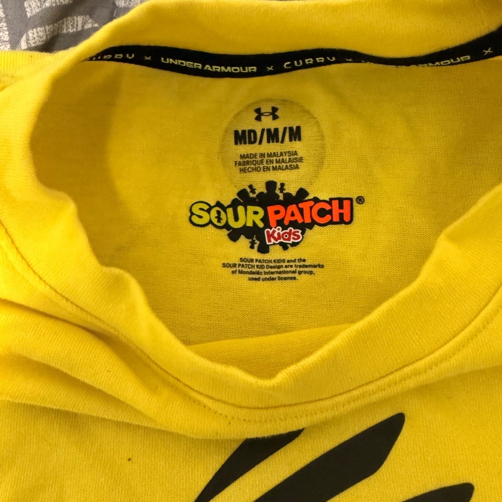 Under Armour x Curry Sour Patch Kids Yellow Green Men’s Size Medium Loose 2022 - Picture 2 of 3